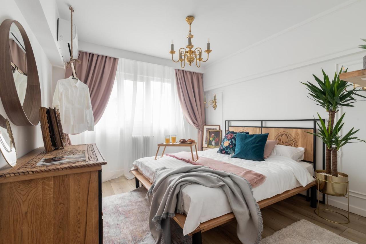 Eclectic 3 Bedroom Calea Victoriei By Urbanesq Bukarest Exterior foto