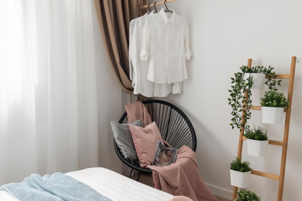 Eclectic 3 Bedroom Calea Victoriei By Urbanesq Bukarest Exterior foto
